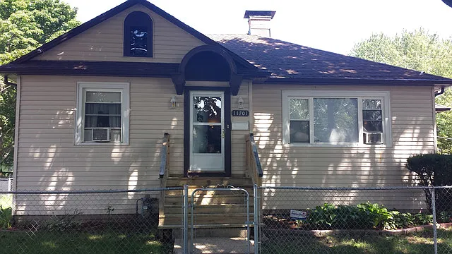 11701 S Normal Ave photo 1