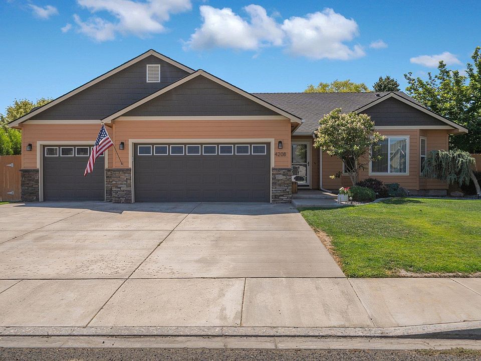 1st image of 4208 Artesia Dr