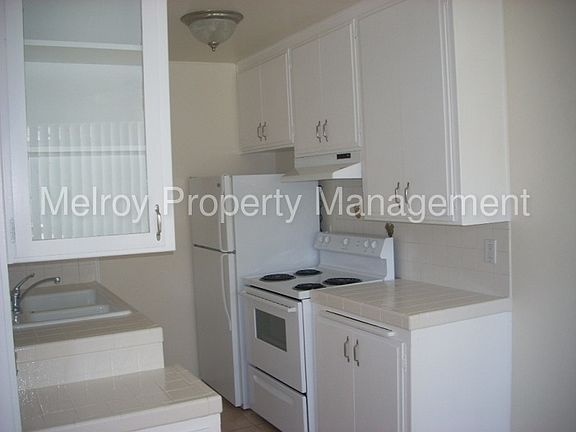 2nd image of 4078 Louisiana St APT 03