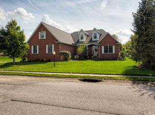 6011 Laurel Ridge Dr, Newburgh, IN 47630