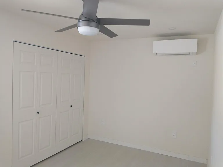 6817 Yolanda Ave — Photo 2