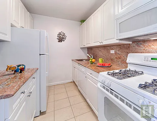 Sold by Halstead Real Estate | media 2