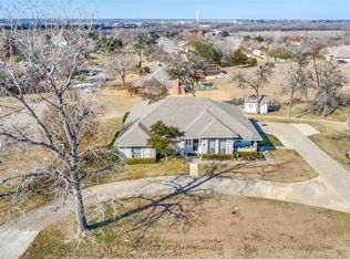 33 Lovers Ln, Forney, TX 75126