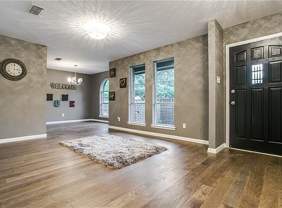 2nd image of 6332 Tosca Dr