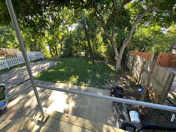 4th image of 4663 McNeil Ave