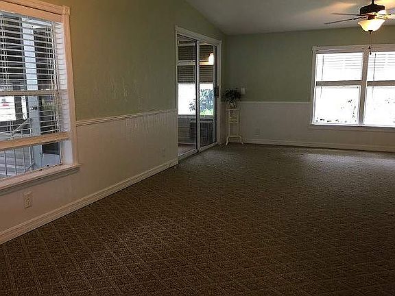 4th image of 3111 Carmie Dr