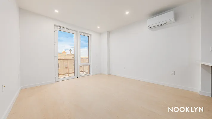 Rented by Nooklyn NYC LLC | media 97