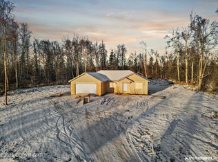 8004 W Aurora Heights Loop, Wasilla, AK 99654