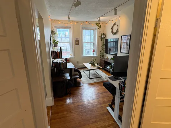 55 Revere St APT 9, Boston, MA 02114