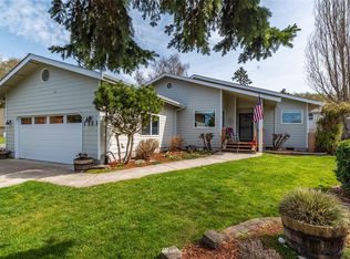 1113 Chadwick Ct, Coupeville, WA 98239