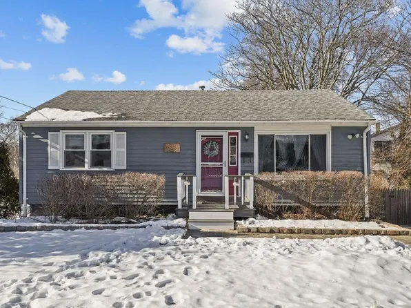 71 Jefferson St, Warwick, RI 02888