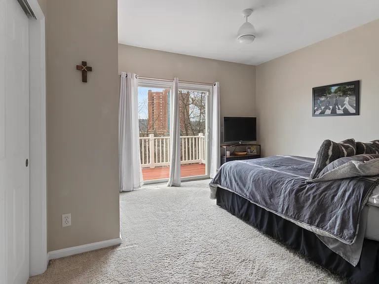 3450 Golden Ave #14 — Photo 12