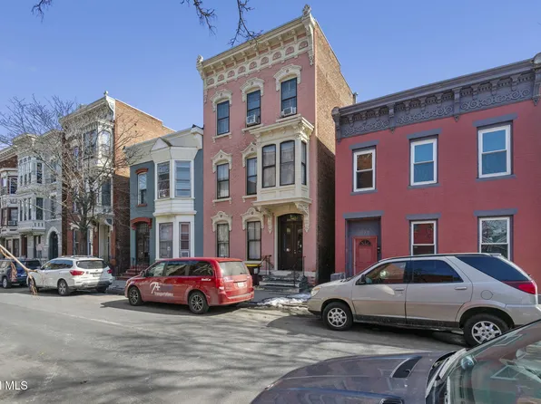 2632 5th Avenue, Troy, NY 12180