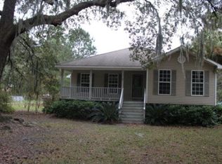 208 Old Belle Point Rd, Brunswick, GA 31525