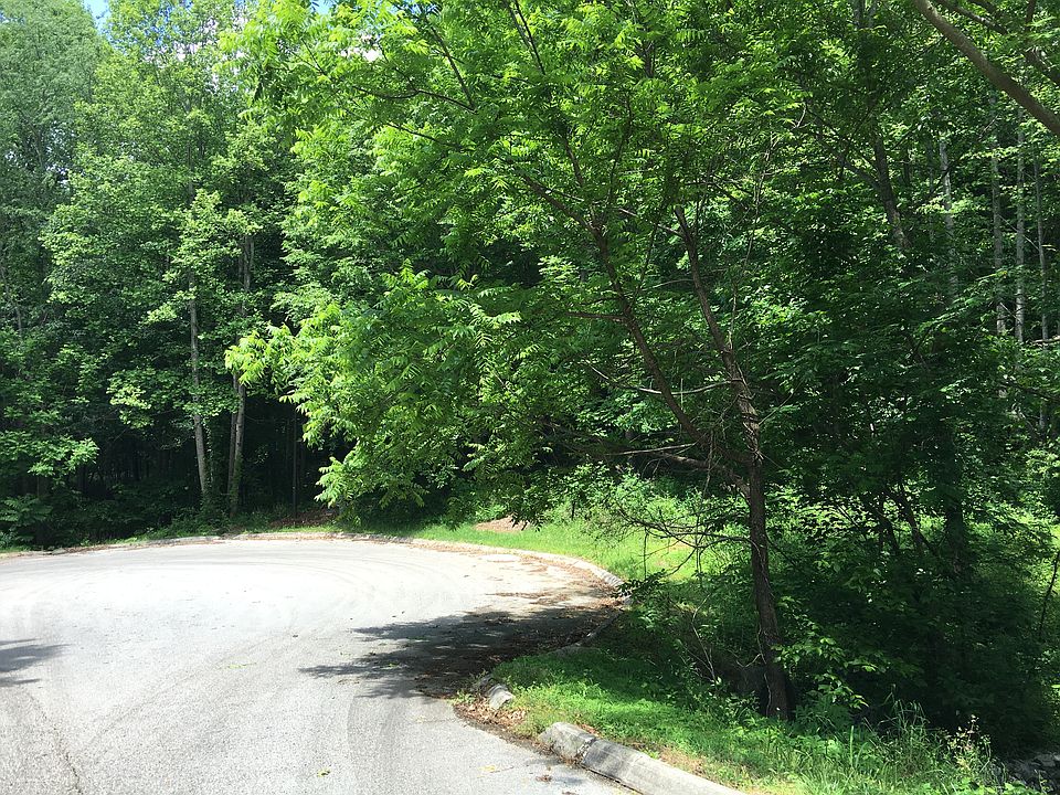 1st image of 614 Ewell Dr