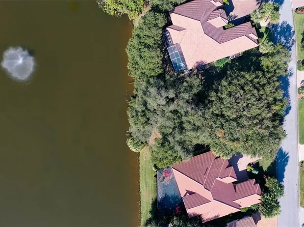 8 Flagship Dr, Palm Coast, FL 32137