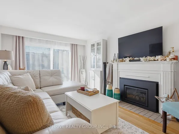 12 Guildwood Walk, London, ON N6H 3X2