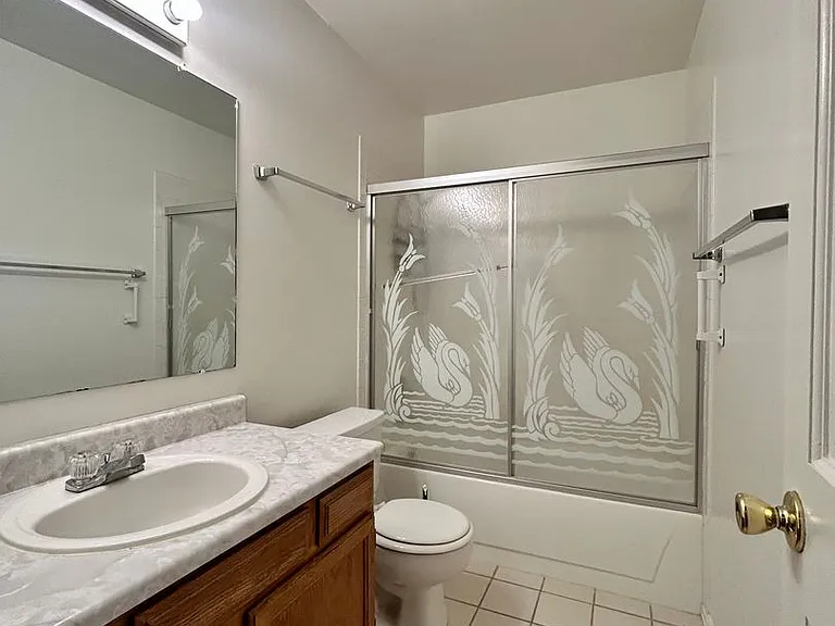 1031 Portland Pl #7 — Photo 17