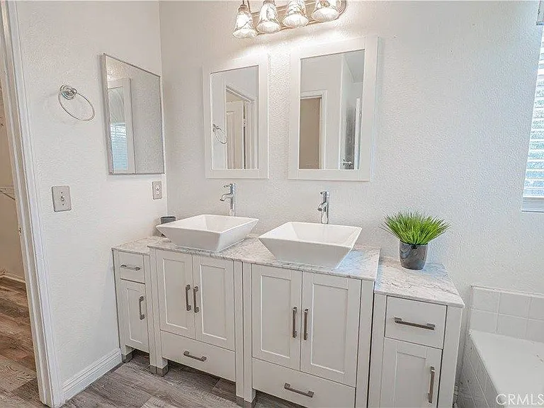 25535 Chisom Ln — Photo 27