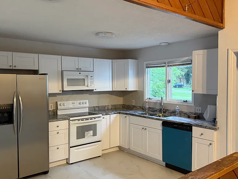 512 Old Mill Rd — Photo 4