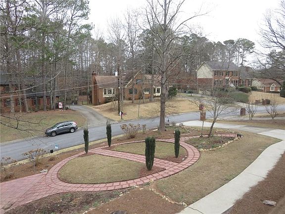 2nd image of 4108 Volley Ln