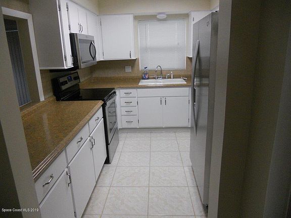 4th image of 365 Mission Oak Dr