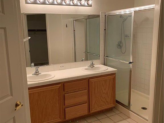 5th image of 102 Lantern Bay Dr #102