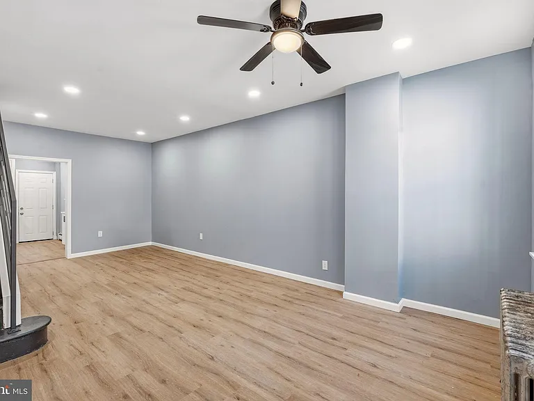 2224 E Clearfield St — Photo 2