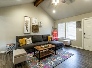 5869 Coleman St, Westworth Village, TX 76114