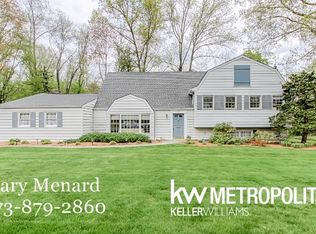 23 Ronarm Dr, Mountain Lakes, NJ 07046