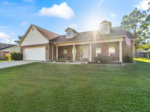 207 Merganser Trl, Hot Springs, AR 71901