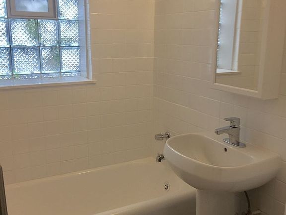 4th image of 5330 S Blackstone Ave #5330108