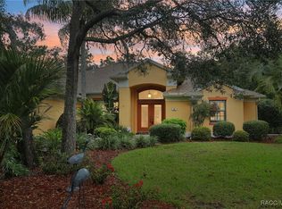 15 Pagoda Dr, Homosassa, FL 34446