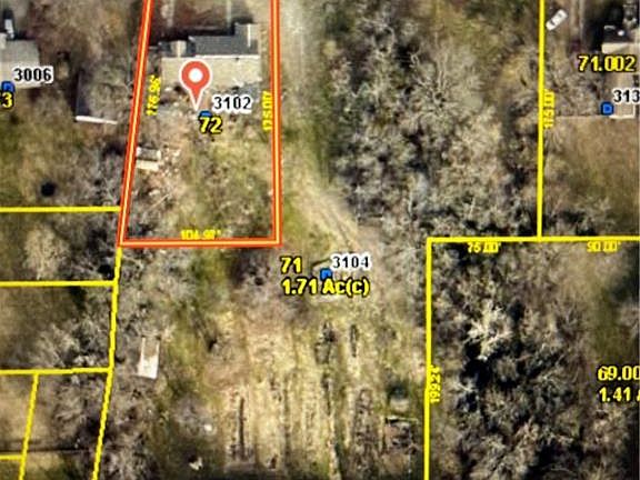 3rd image of 3102 Woodlawn Ave