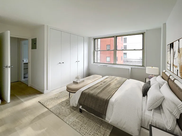 154 E 29th St #501 — Photo 5