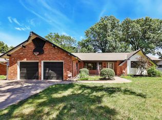 1414 N Stratford Ln, Wichita, KS 67206