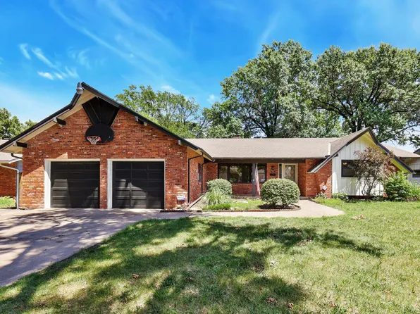 1414 N Stratford Ln, Wichita, KS 67206