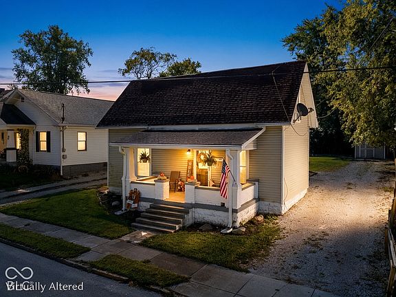 2nd image of 12 Beveridge St