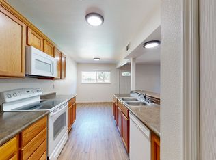 3220 C St #13, Redding, CA 96002