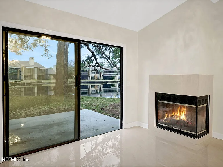 181 Aruba Ln — Photo 72
