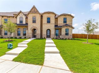 813 Homeplace Cir, Mansfield, TX 76063
