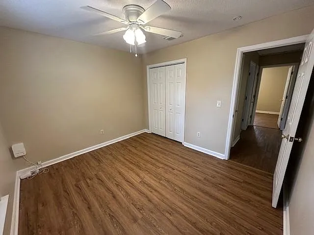 1719 Folkstone Rd — Photo 23