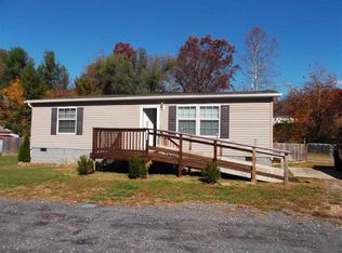 1820 Wine Ave, Waynesboro, VA 22980