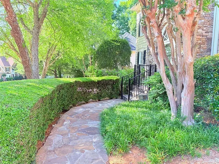 5480 Ashewoode Downs Dr — Photo 4