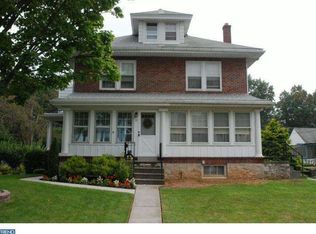 17 Woodland Rd, Reading, PA 19610