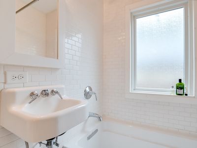533 Sheridan Ave N, Minneapolis, MN, 55405
