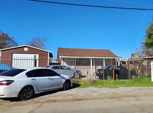 1725 John St, Modesto, CA 95351