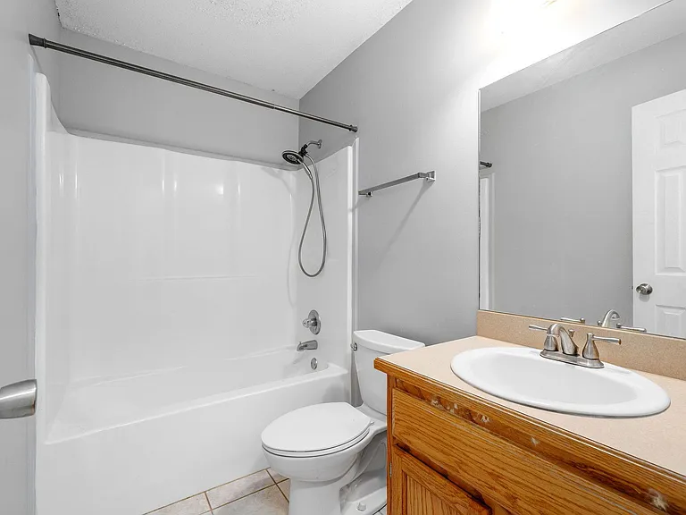 105 Fallow Ln — Photo 19