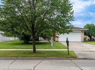 3616 Jennifer Dr, Sterling Heights, MI 48310