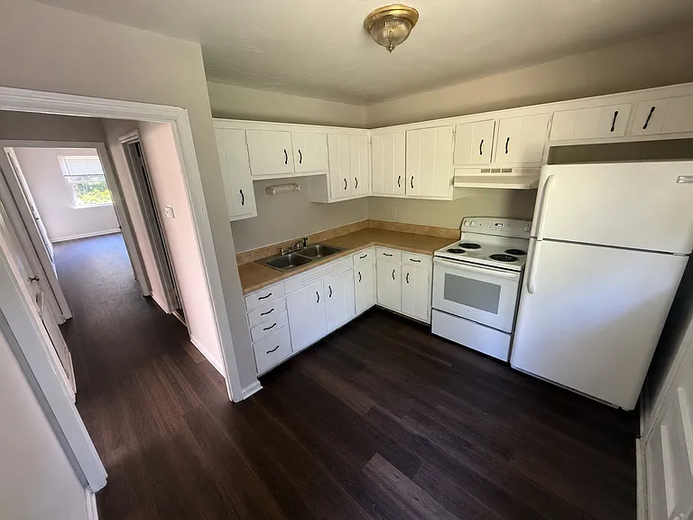 148 Tusculum Rd #B — Photo 2
